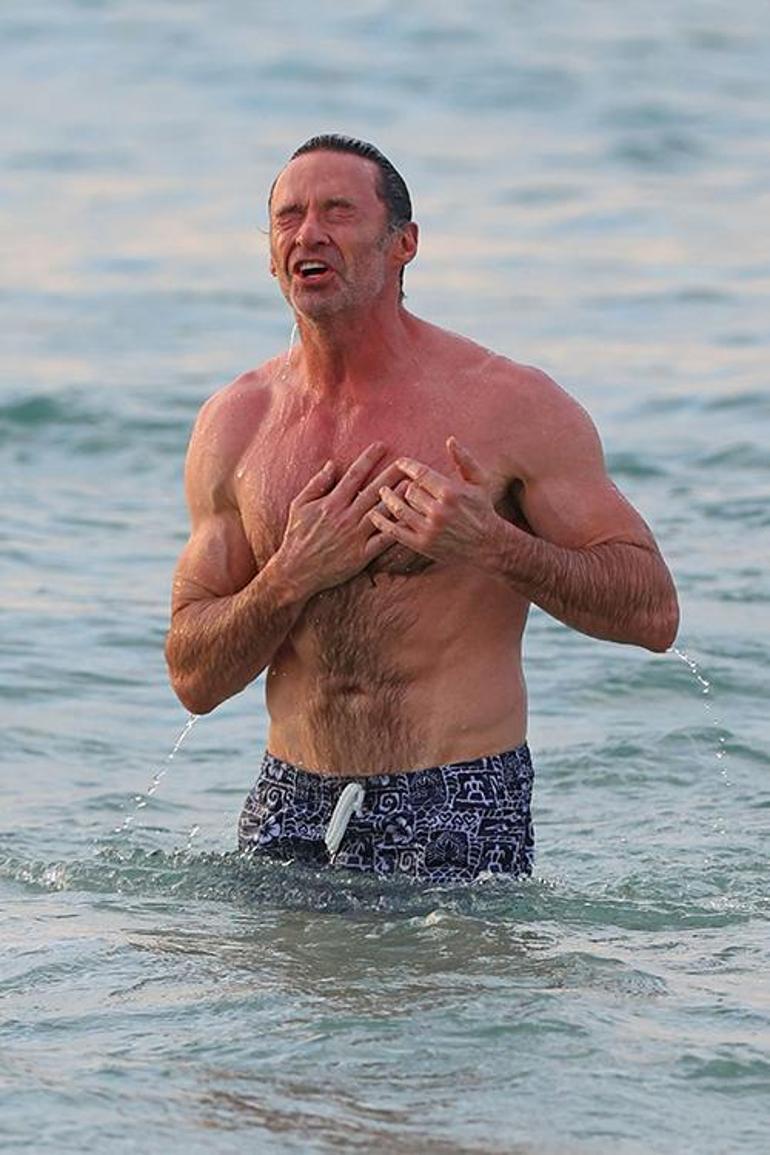 Hugh Jackman'ın Tatil Keyfi ve Boşanma Skandalı