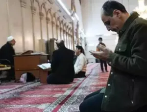 İbrahim Kalın’ın Şam Ziyareti ve Emevi Camii’nde Dua Anı