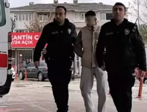 İnegöl’de 17 Yaşındaki Genç Babasını Bıçakladı