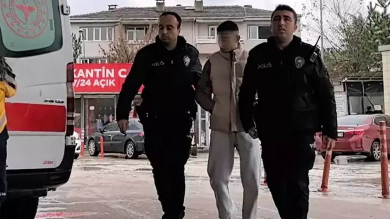 İnegöl’de 17 Yaşındaki Genç Babasını Bıçakladı