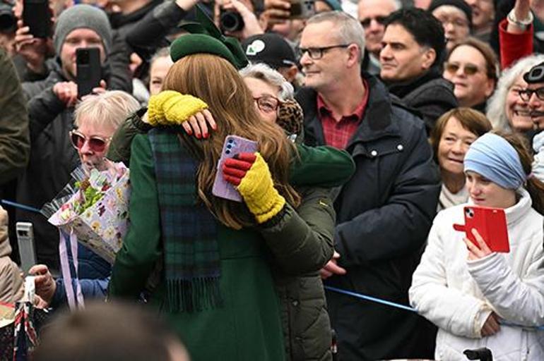 Kate Middleton Halkla Buluştu: Zorlu Yılın Ardından İlk Etkinlik