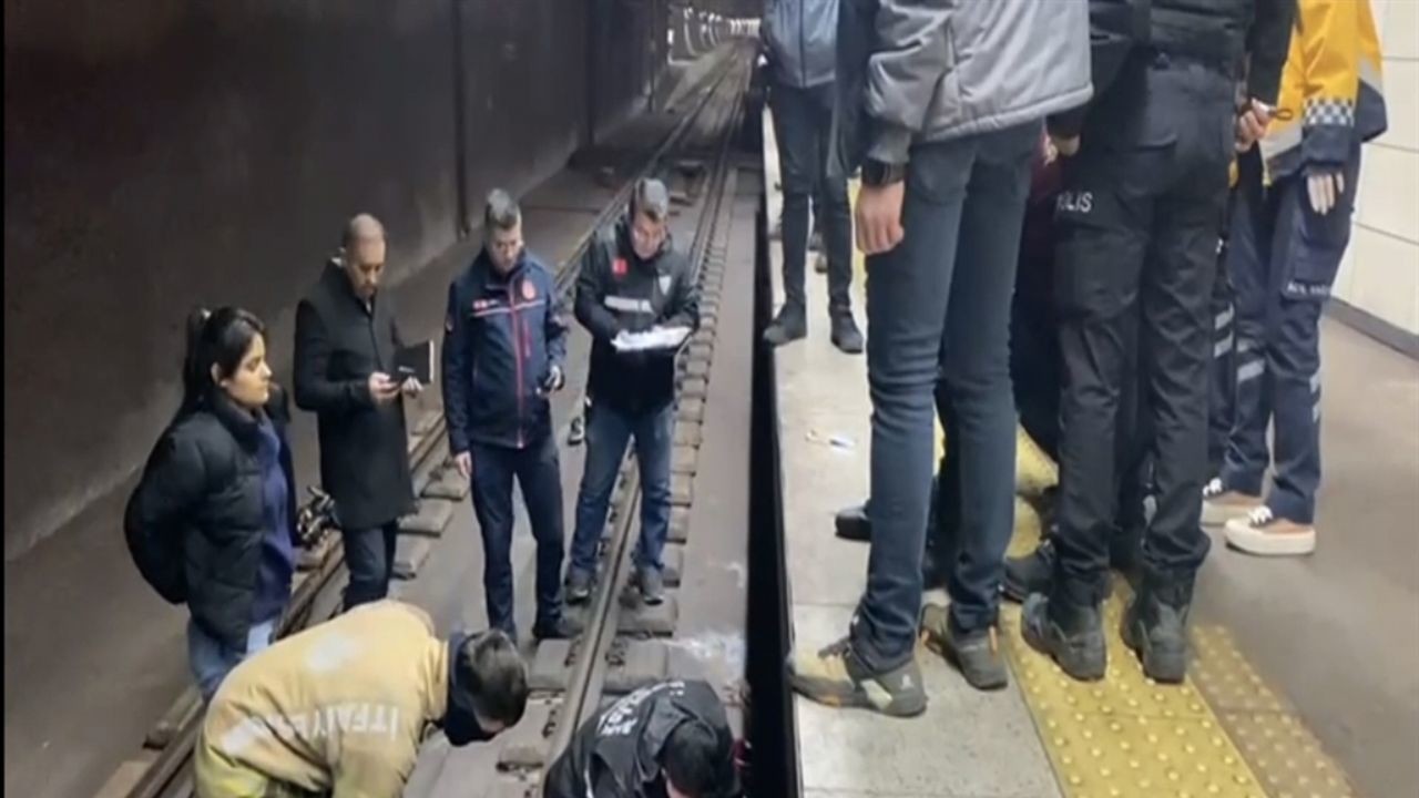 Marmaray Ayrılıkçesmesi İstasyonu’nda Trende İntihar Olayı