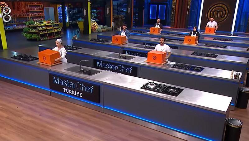 MasterChef Türkiye'de İlk Şef Ceketini Kazanan Kerem Bilginer Oldu