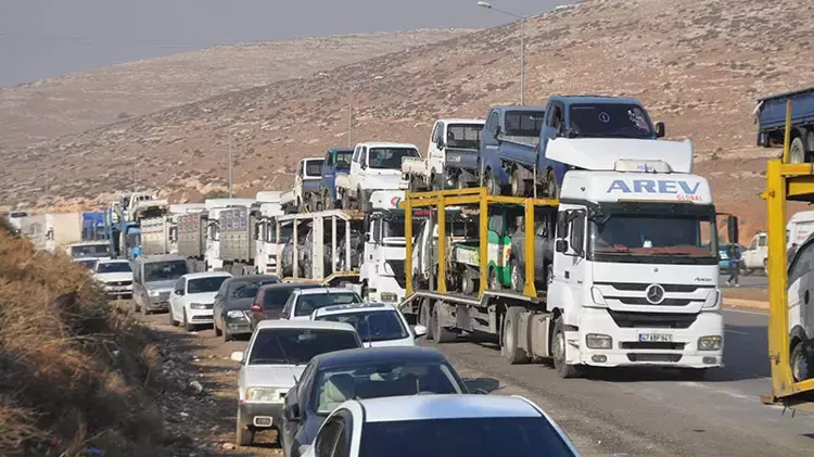 Yüklerin Bab-Al Hawa'da Boşaltılması