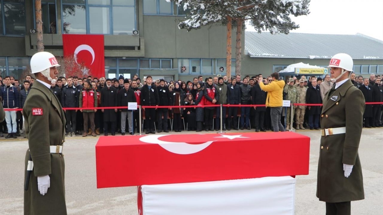 Şehit Hava Astsubay Çavuş Taha Nergiz’in Cenaze Töreni