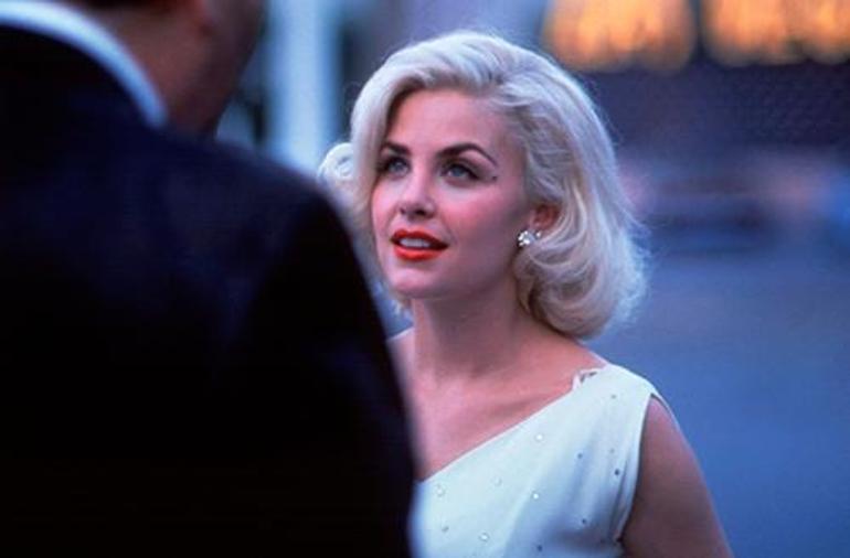 Sherilyn Fenn: 90'ların Parlayan Yıldızı