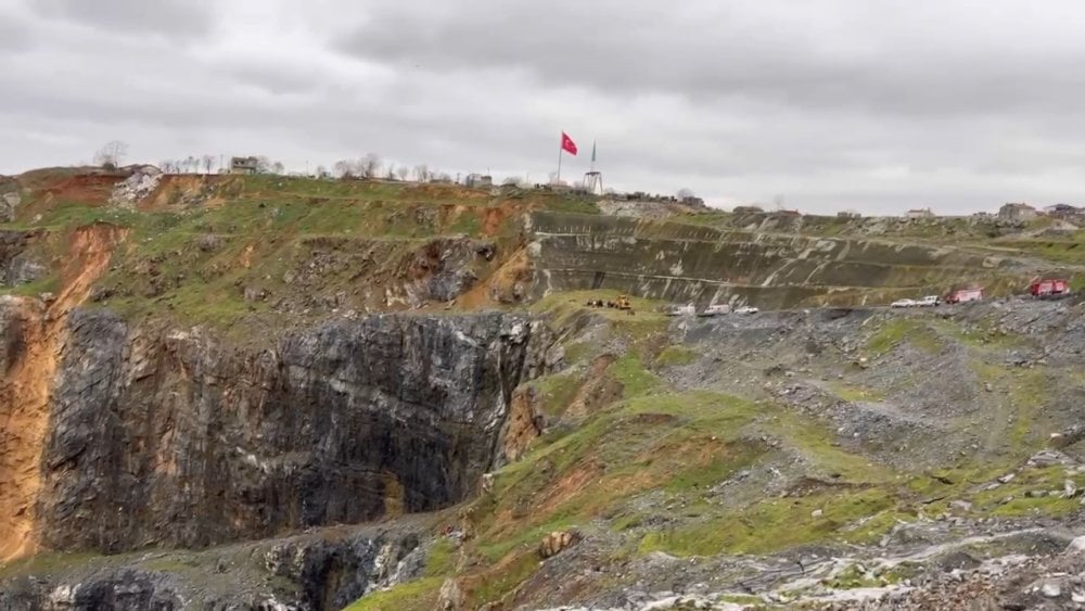 Sultangazi'de Kayıp Genç İçin Arama Çalışmaları