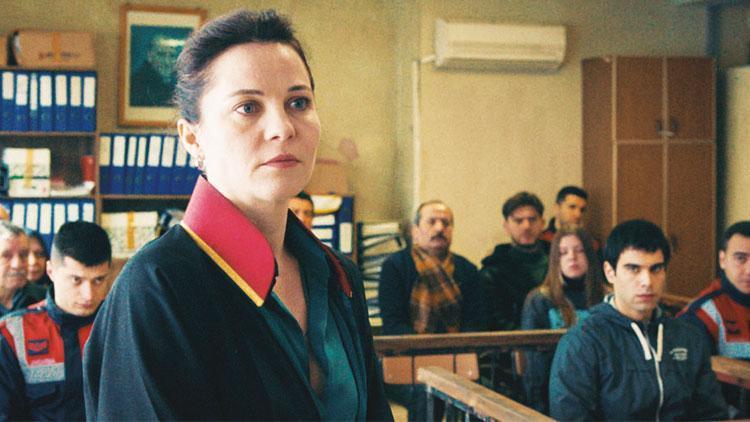 Tereddüt Çizgisi: Avrupa Balkan Film Festivali’nde En İyi Yönetmen Ödülü