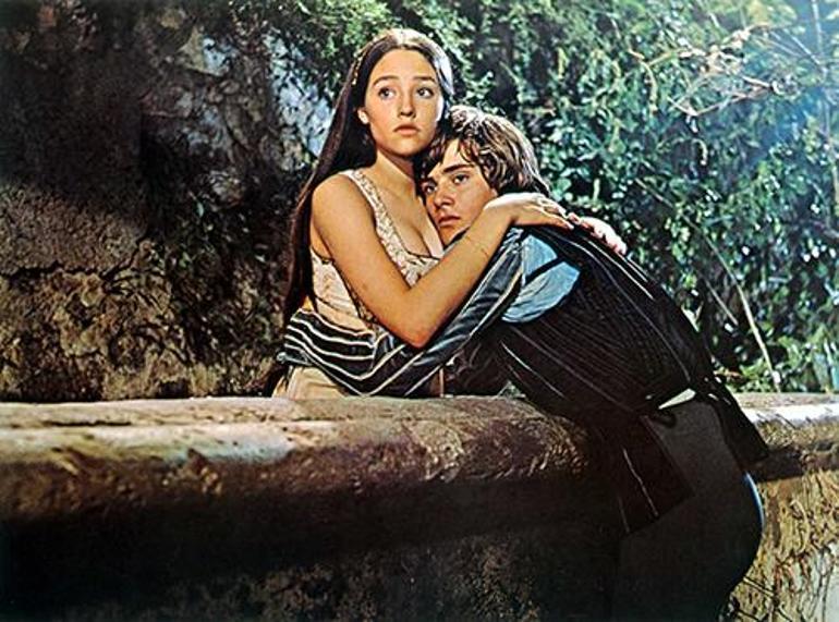 Ünlü Oyuncu Olivia Hussey Hayatını Kaybetti