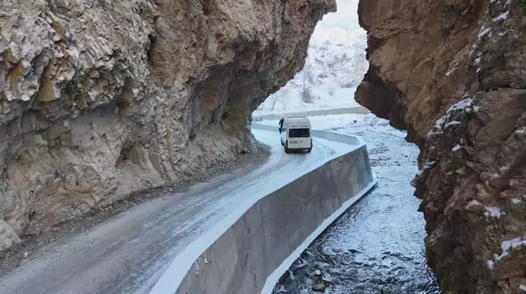 Yusufeli'nin Zorlu Yolculuğu ve Doğal Güzellikleri