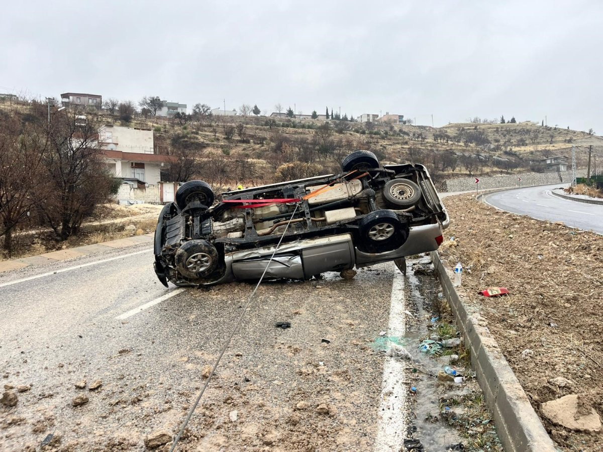 Adıyaman-Besni Yolunda Feci Kaza