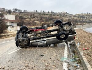 Adıyaman-Besni Yolunda Kamyonet Kazası