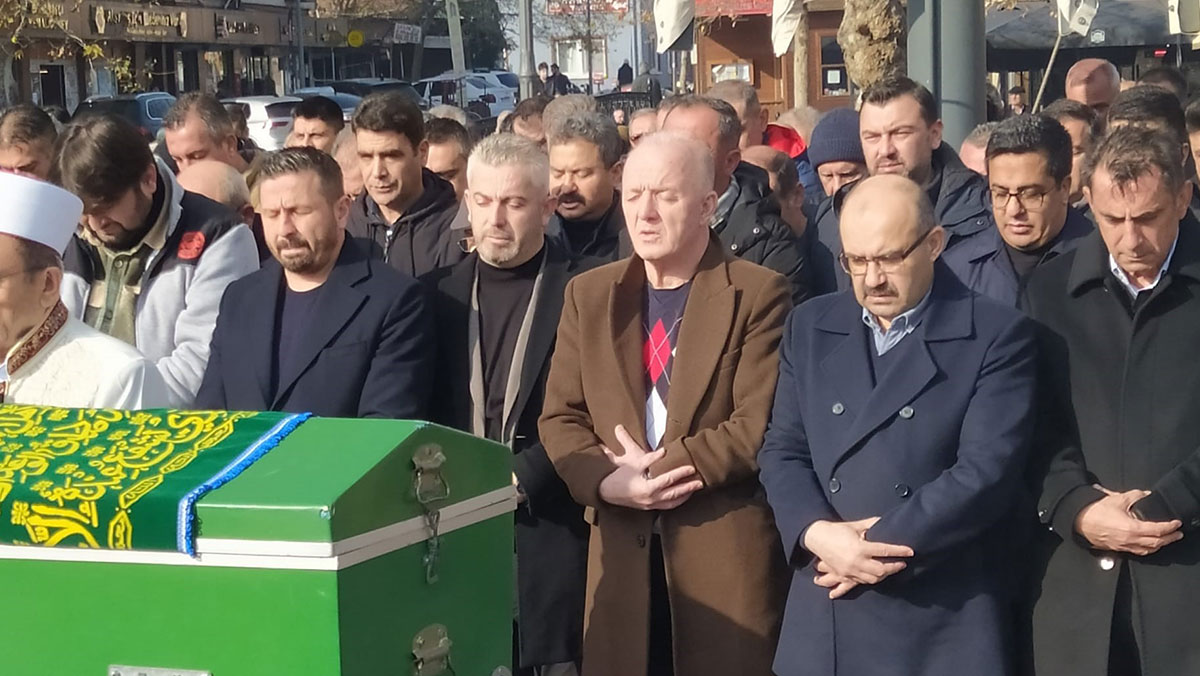 Balıkesir’in Tanınmış İsimlerinden Nafiye Koçbay Hayatını Kaybetti