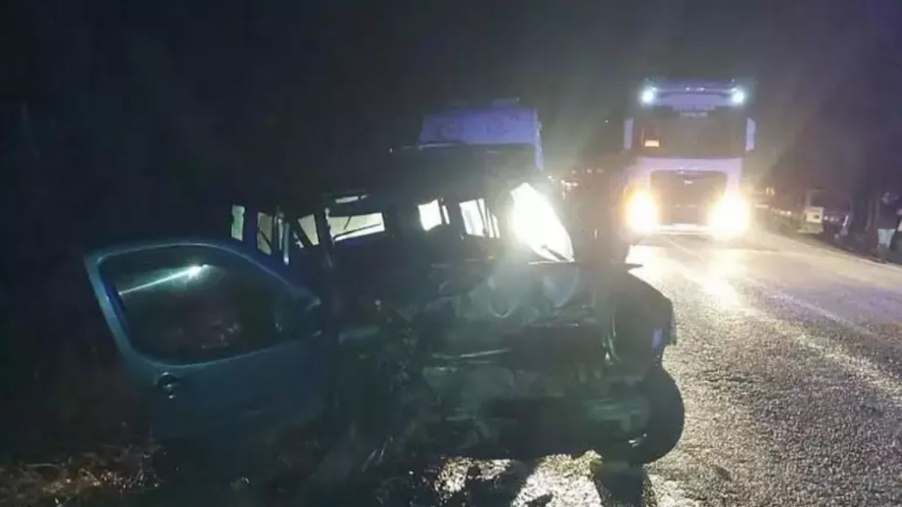 Çanakkale’de Korkunç Trafik Kazası: 1 Ölü, 3 Yaralı