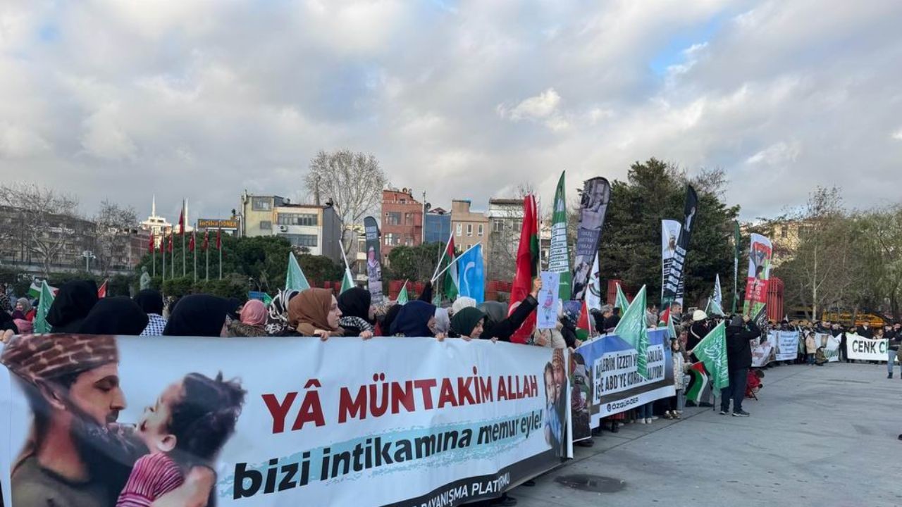 Gazze Dayanışma Yürüyüşü Kartal’da Gerçekleşti