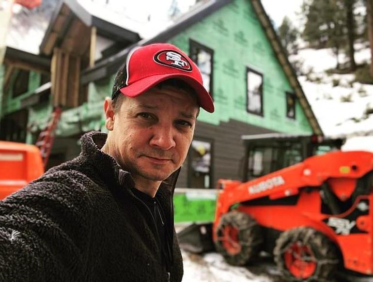 Jeremy Renner'ın Mucizevi İyileşme Hikayesi