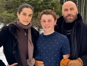 John Travolta’nın Ailesiyle Geçirdiği Hüzünlü Yeni Yıl