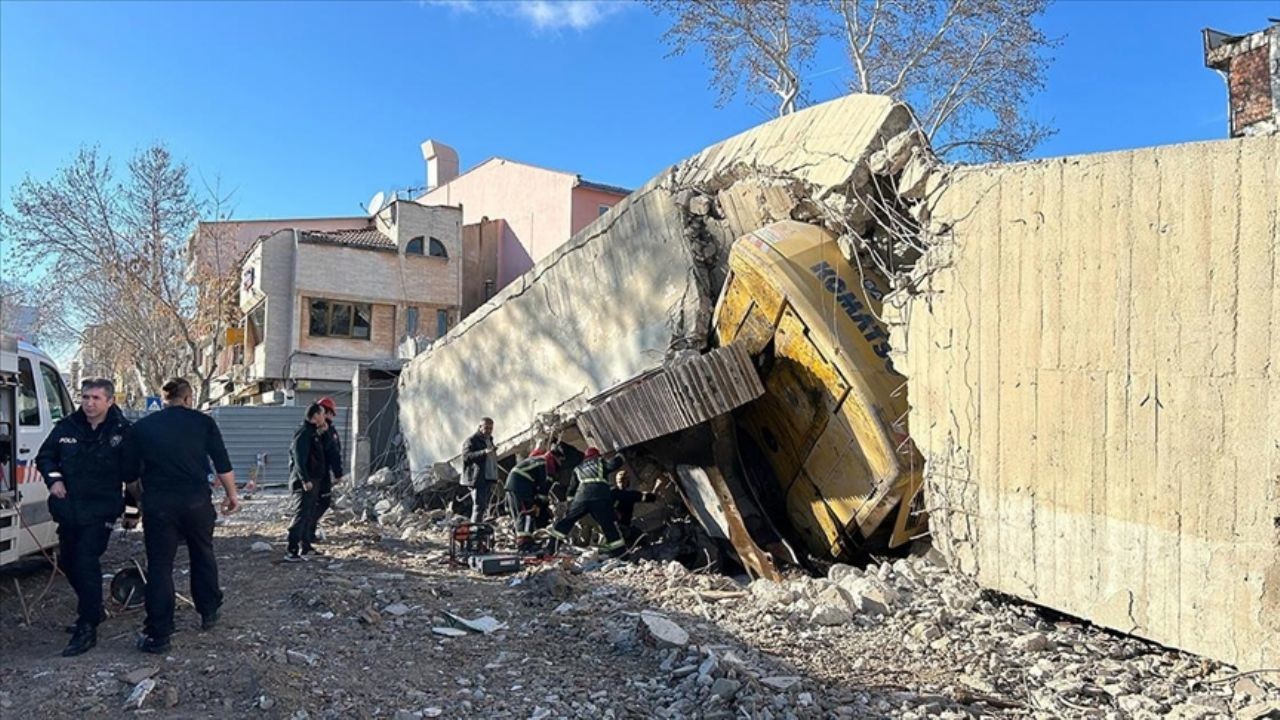 Köme Mahallesi’nde Yıkım Sırasında Göçük Olayı