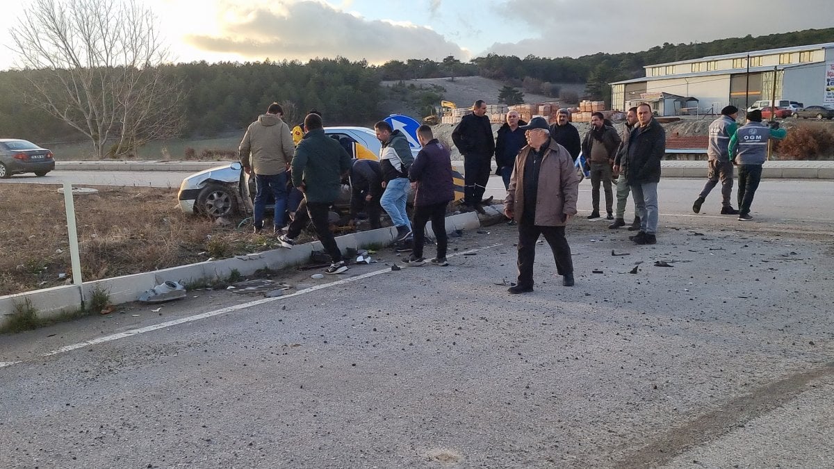 Kütahya’nın Domaniç İlçesinde Trafik Kazası: 1 Yaralı