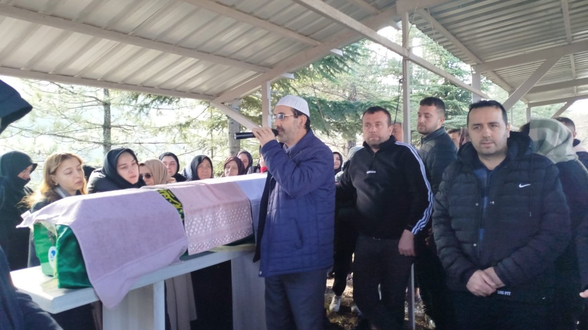 Sakarya’da 17 Yaşındaki Genç Kızın Şüpheli Ölümü