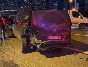 Üsküdar’da Zincirleme Trafik Kazası: 5 Yaralı