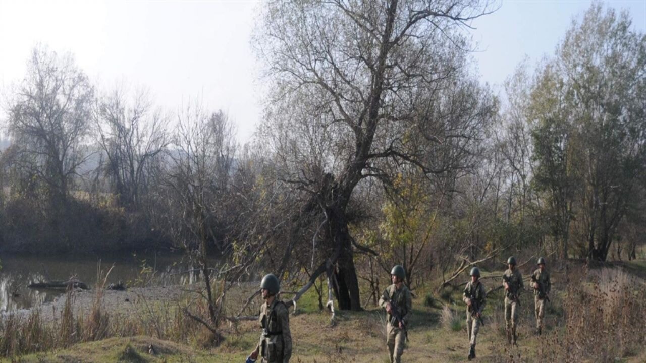 Edirne’de FETÖ ve PKK Şüphelilerine Yönelik Operasyon